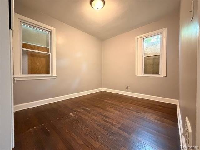 4522 Hereford St - Photo 6 of 22