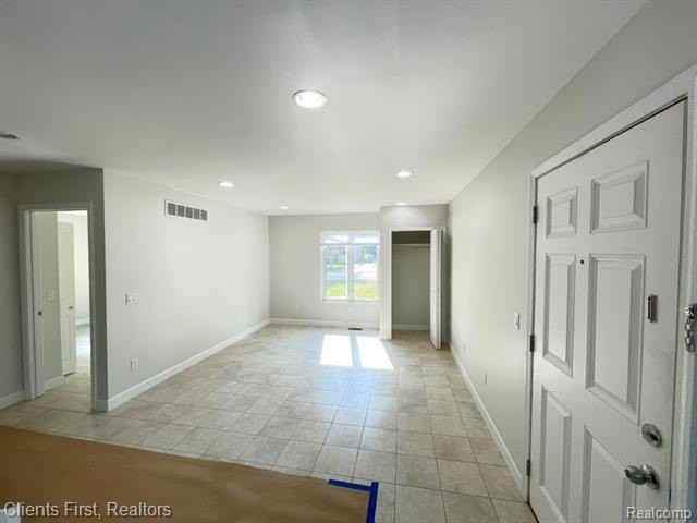3121 Cherry Tree Ln - Photo 3 of 15