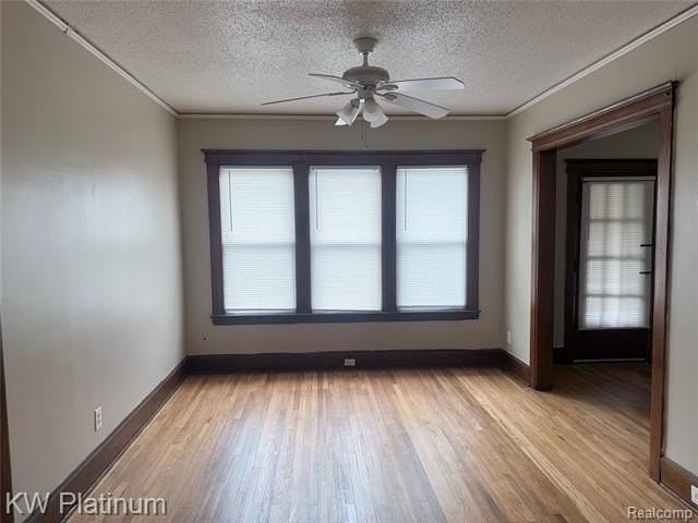 7095 Navy St - Photo 6 of 14
