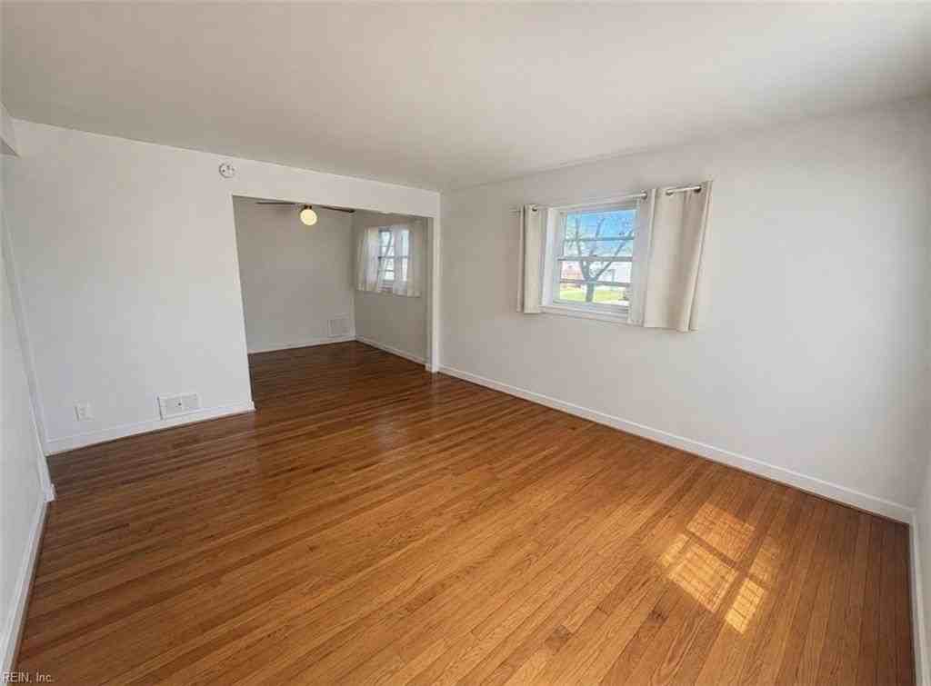 546 Muskogee Ave - Photo 3 of 21