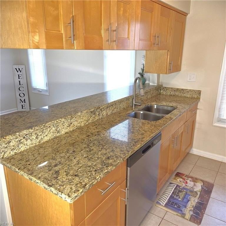 612 Pinewood Dr - Photo 3 of 19