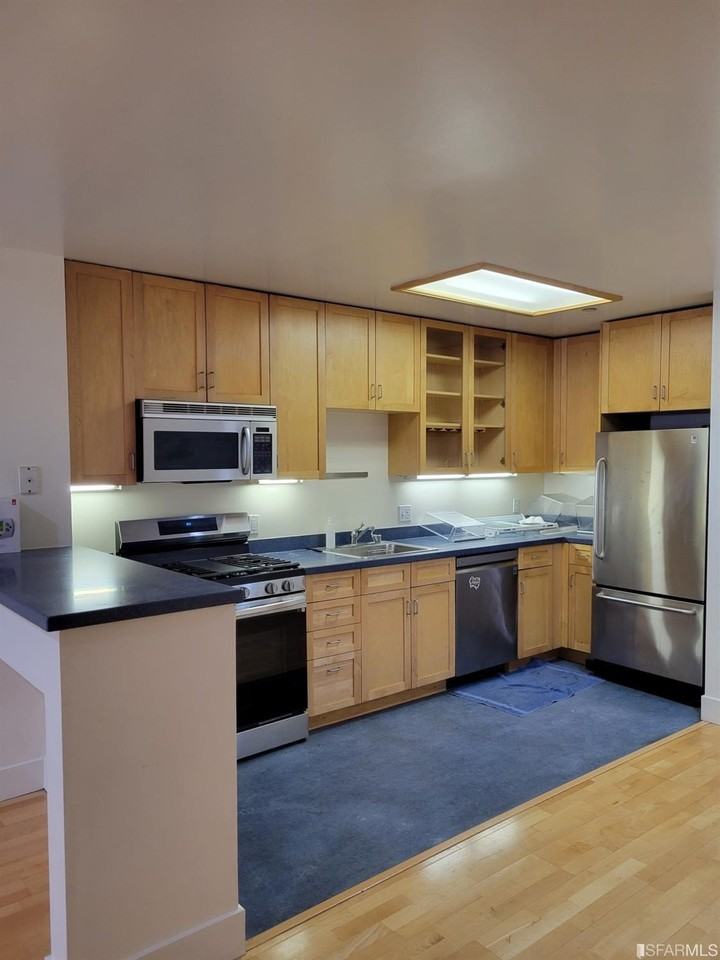 2333 Mission St #3 - Photo 3 of 6