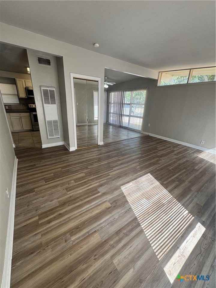 709 Fern Ln - Photo 7 of 21