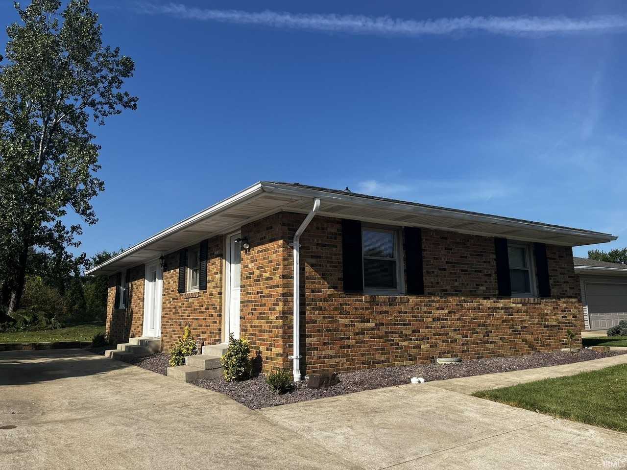 4933 Richmond Dr #A - Photo 4 of 22
