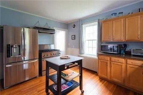 20 Carroll Ave - Photo 7 of 23