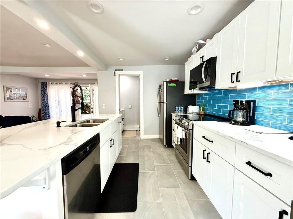 22 Dixon St - Photo 3 of 23