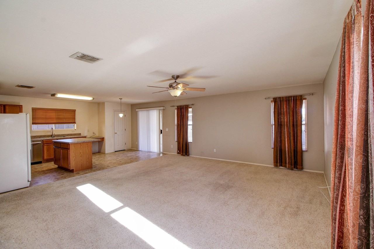 6222 S Sun View Way - Photo 2 of 9