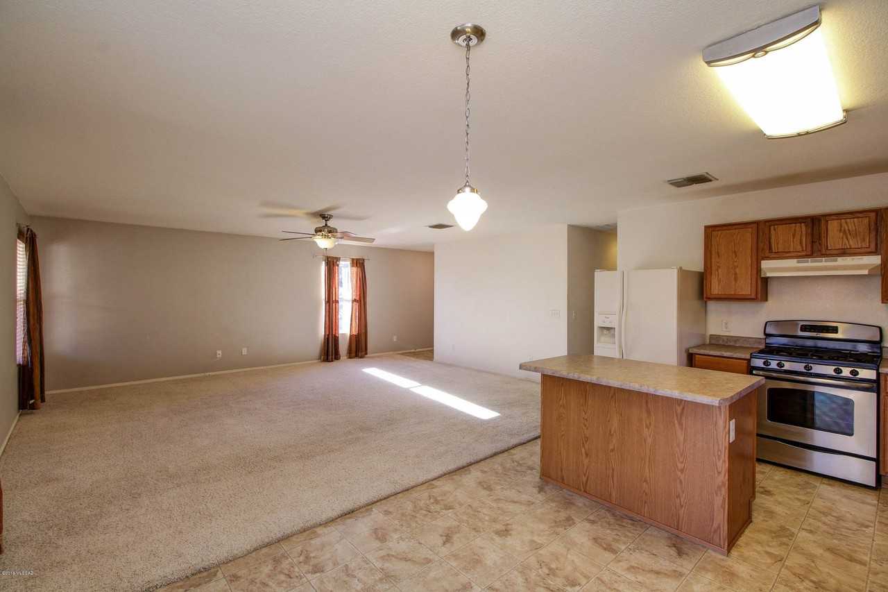 6222 S Sun View Way - Photo 4 of 9