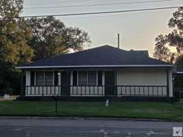 featured image of 3001 Jefferson Ave