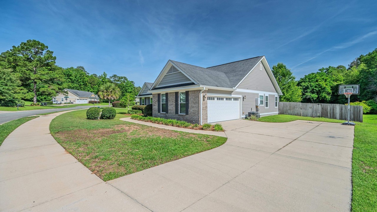 6947 Cortona Hills Way - Photo 4 of 34