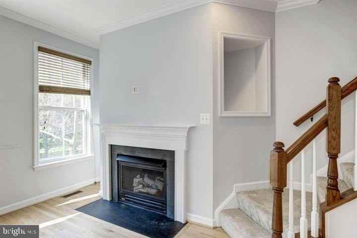 807 Capitol Square Pl Sw - Photo 2 of 31