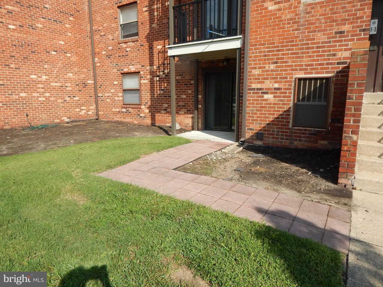 1 Essex Hall - Photo 2 of 28