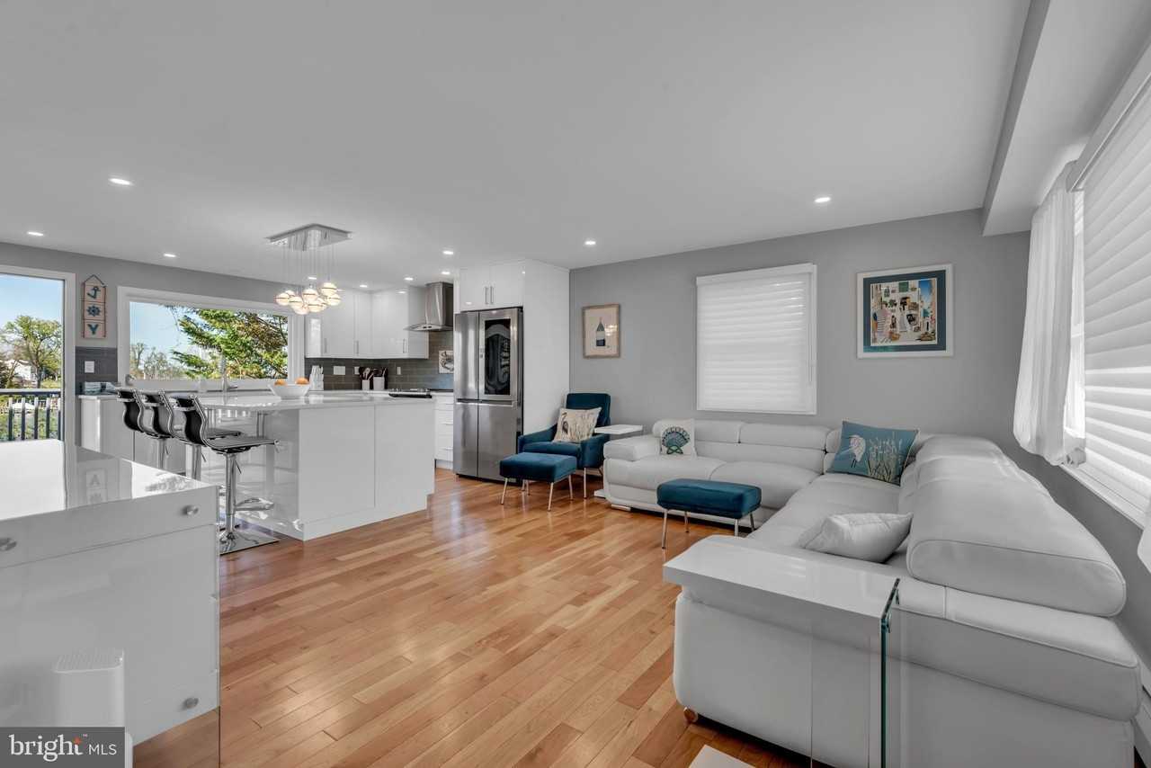 376 Alameda Pkwy - Photo 4 of 50