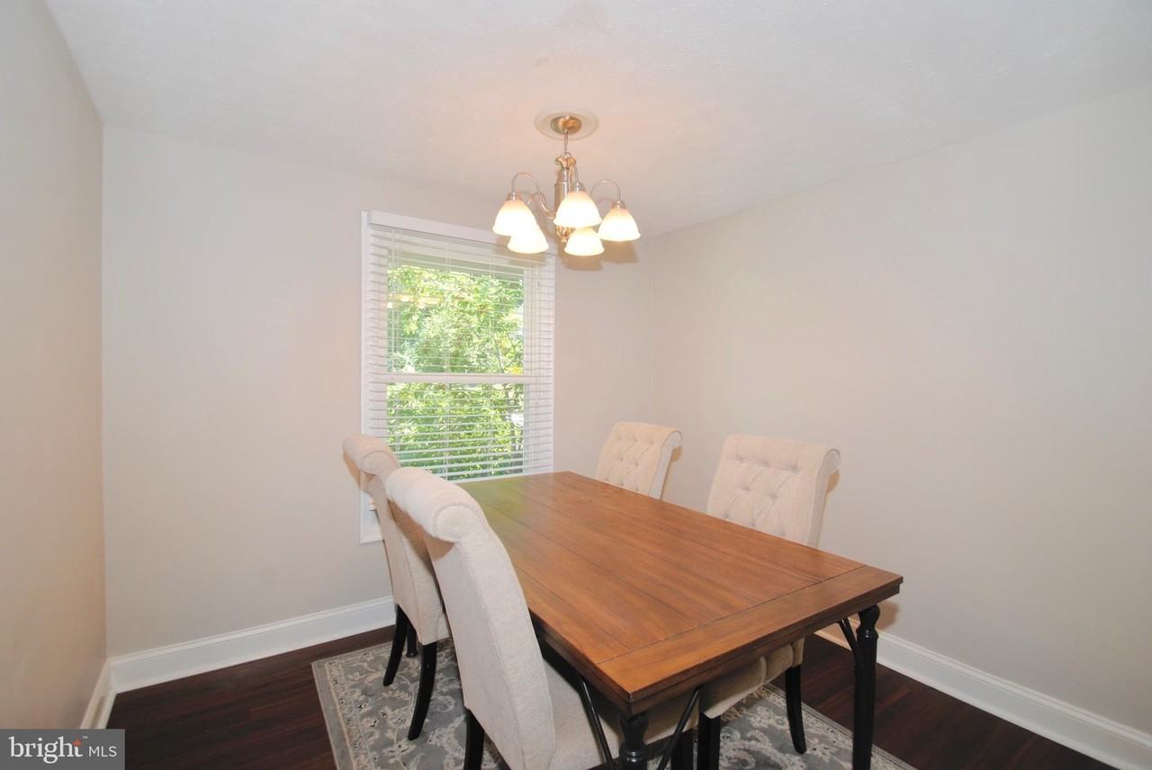 637 Whittier Pkwy - Photo 3 of 23