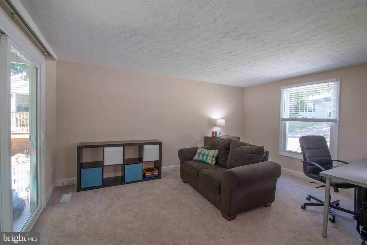 637 Whittier Pkwy - Photo 7 of 23