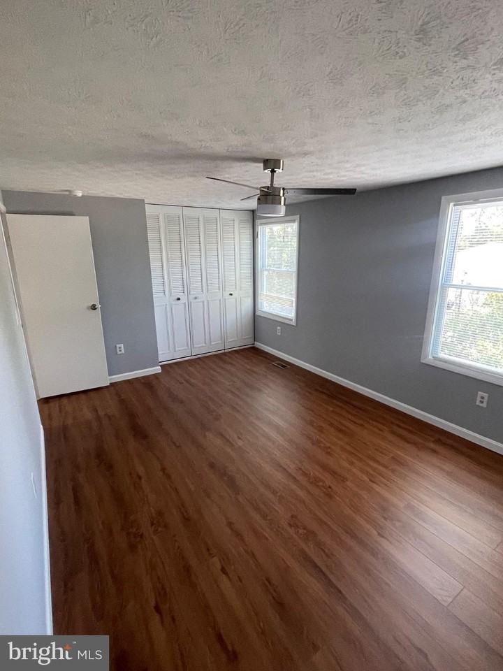 8265 Sebring Ct - Photo 2 of 21