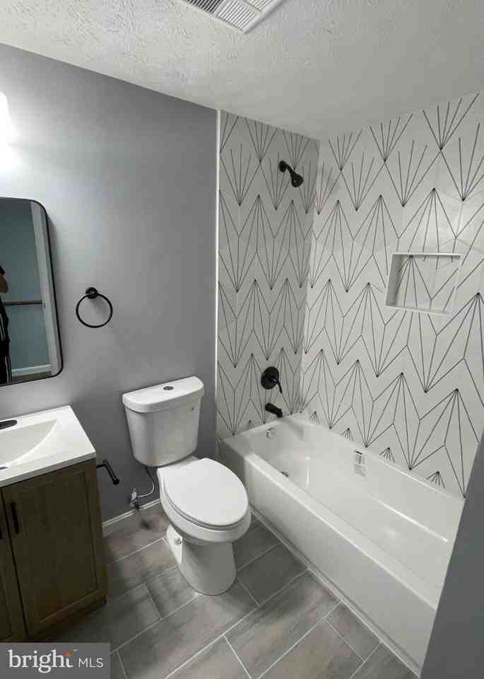 8265 Sebring Ct - Photo 7 of 21