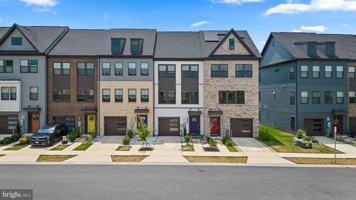 featured image of 614 Chalcedony Ln
