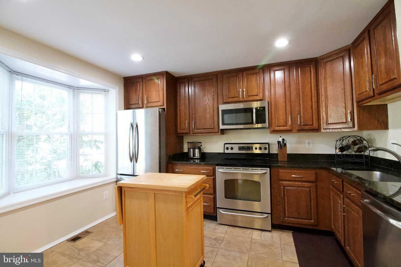 24 Marshs Victory Ct - Photo 6 of 21