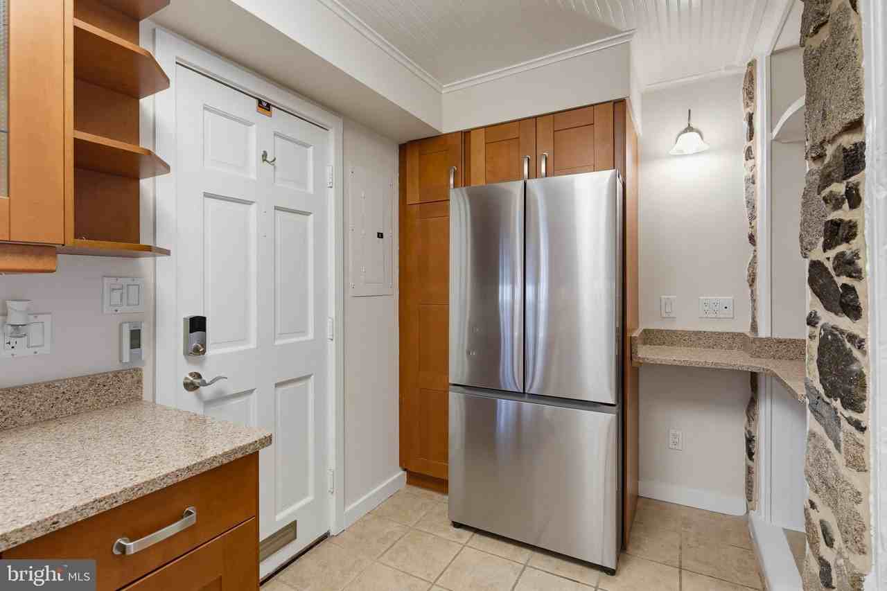 871 Oella Ave - Photo 4 of 34