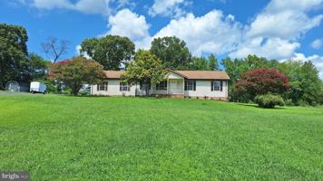 featured image of 7108 Glen Albin Rd