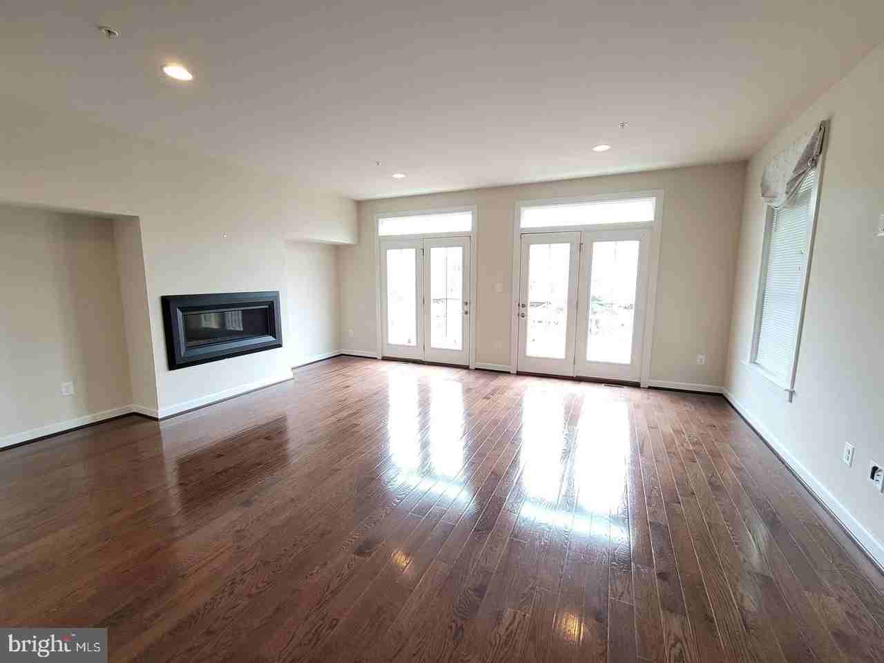 3605 Katherine Way - Photo 4 of 21