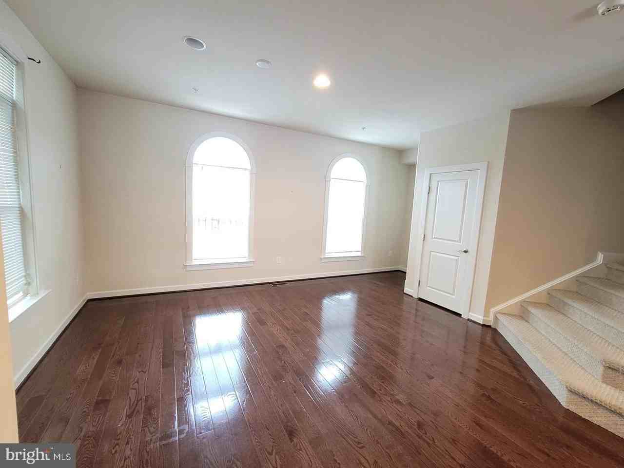 3605 Katherine Way - Photo 6 of 21