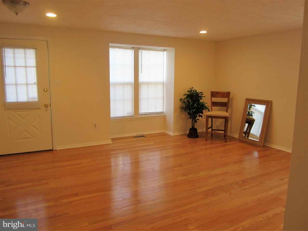 6085 Rock Glen Dr - Photo 3 of 13