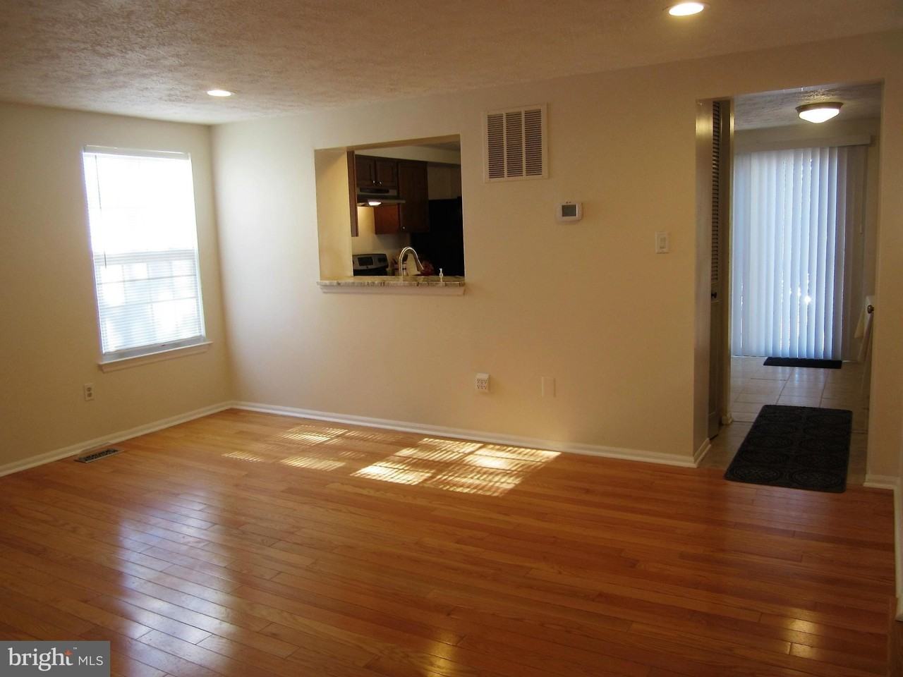 6085 Rock Glen Dr - Photo 6 of 13