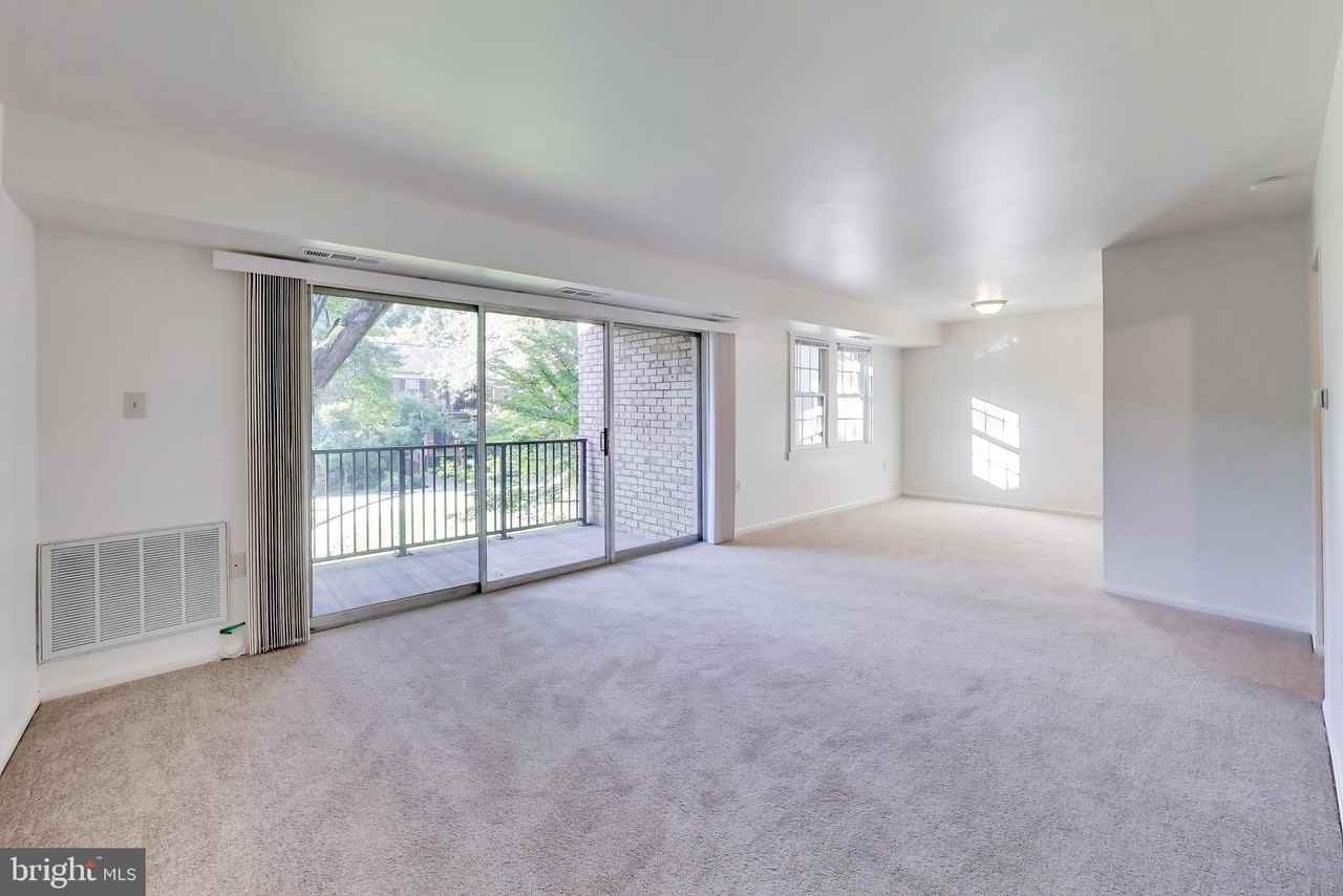 862 College Pkwy #102 - Photo 3 of 24