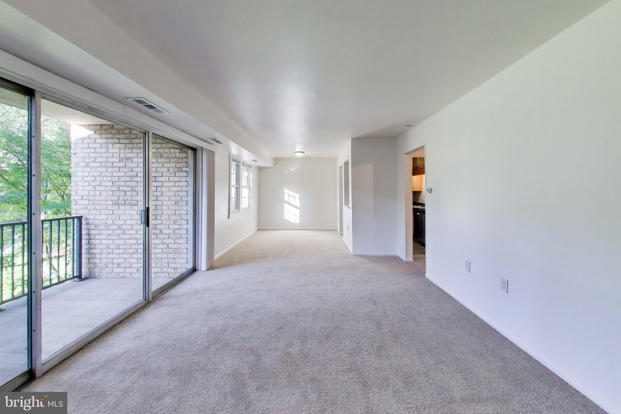 862 College Pkwy #102 - Photo 4 of 24