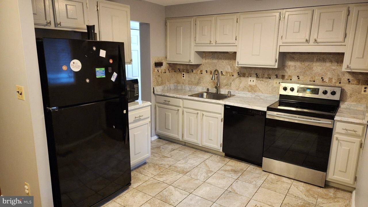 1602 Elson St - Photo 7 of 50
