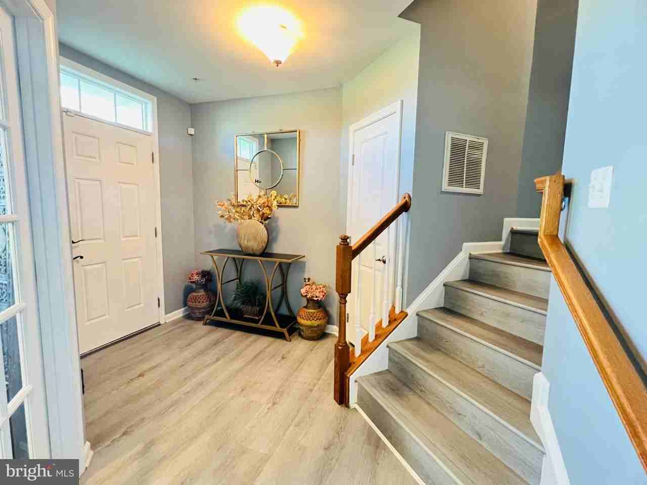 2422 Baileys Pond Rd - Photo 4 of 25