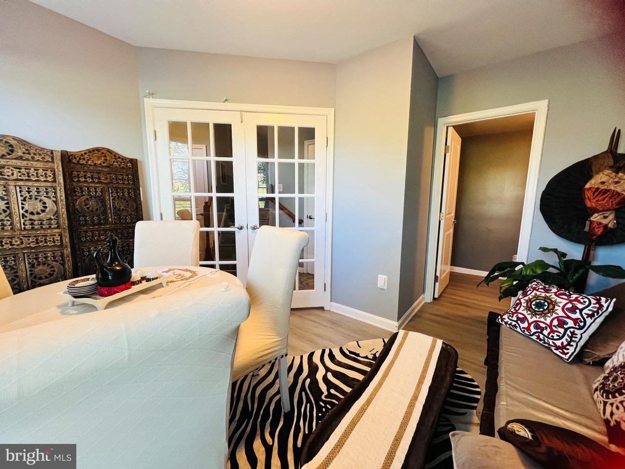 2422 Baileys Pond Rd - Photo 5 of 25