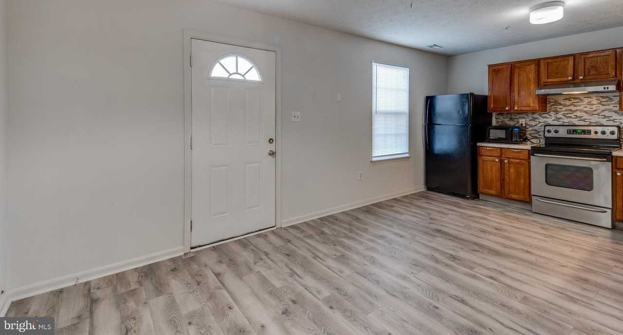 46101 Lucca Way - Photo 2 of 17