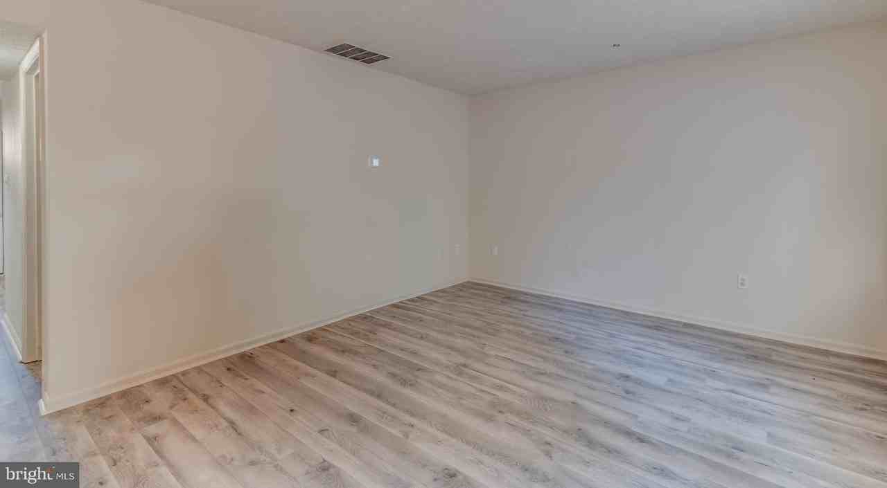 46101 Lucca Way - Photo 7 of 17