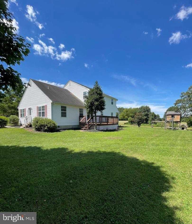 22078 Indian Bridge Rd - Photo 2 of 23