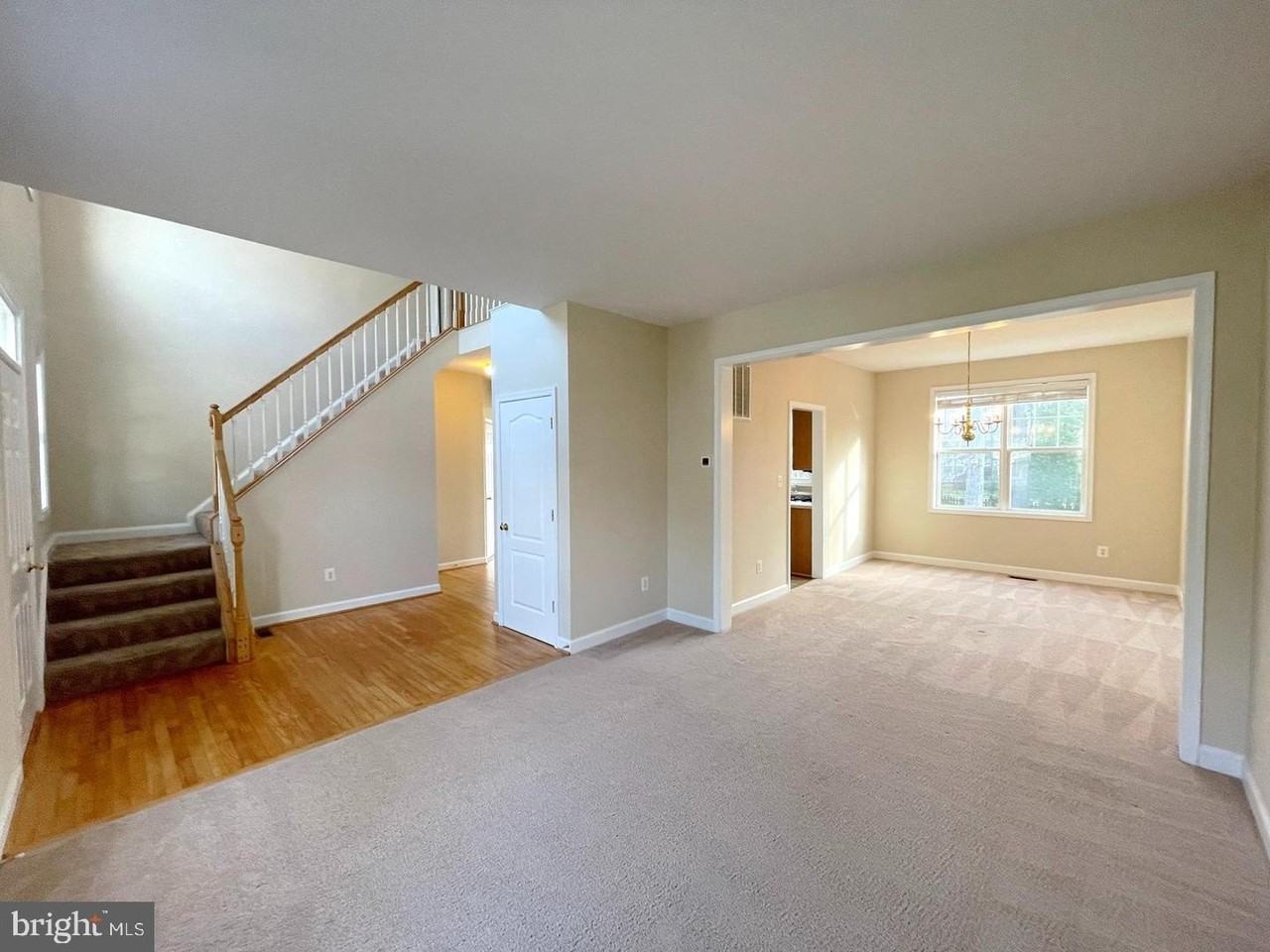41555 Singletree Dr - Photo 3 of 35