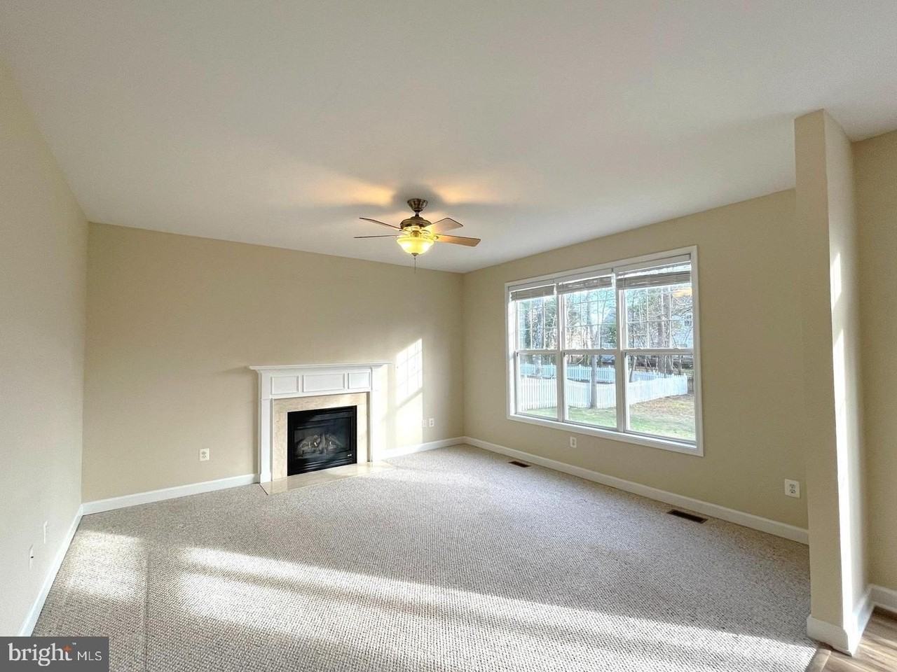 41555 Singletree Dr - Photo 7 of 35