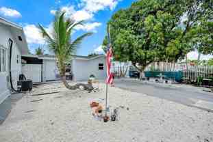6501 Sw 4th St - Photo 1 of 1