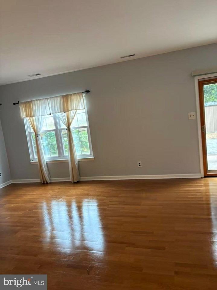 57 E Oleander Dr - Photo 3 of 11