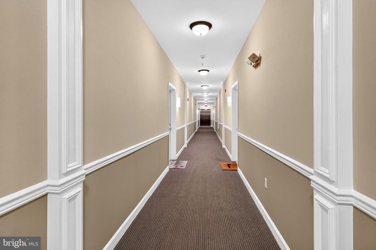 1128 Halifax Pl - Photo 2 of 11