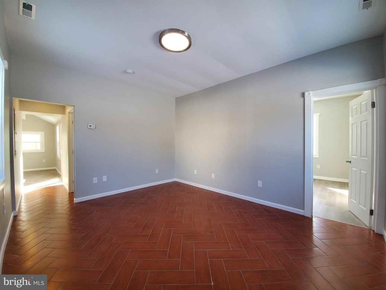 4435 Somers Ave - Photo 6 of 28