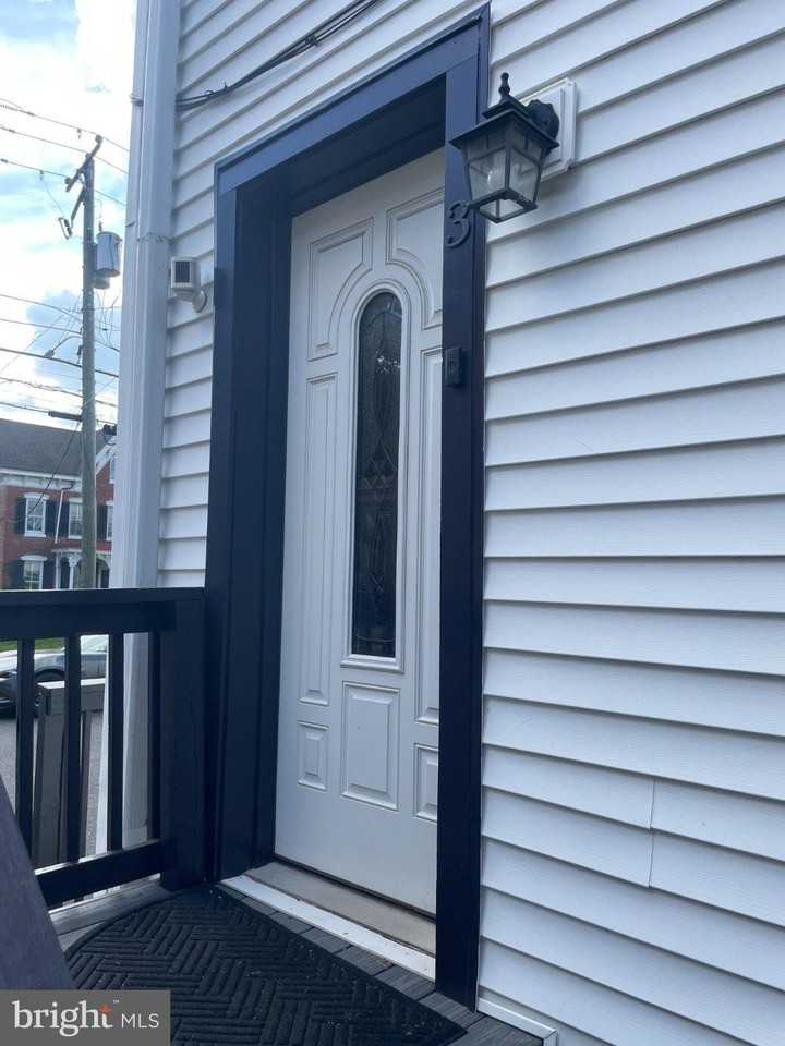109 S Main St #3 - Photo 2 of 21