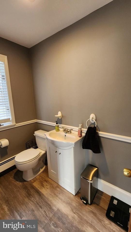 1239 Limekiln Pike - Photo 5 of 15