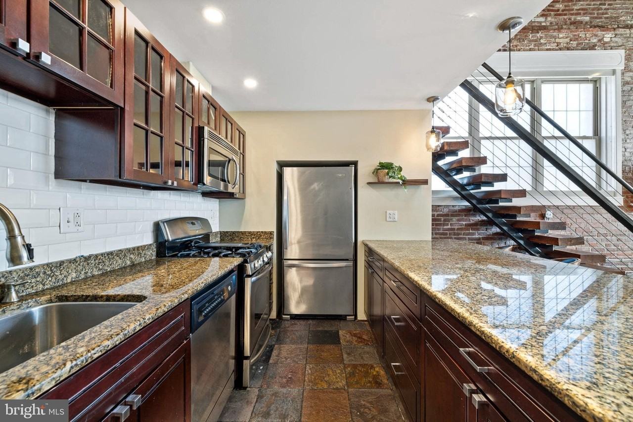 1301 N Front St #G - Photo 6 of 27
