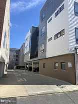 907 Leland St #3F - Photo 1 of 1