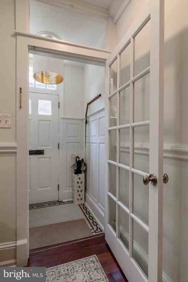 617 Pine St - Photo 7 of 50