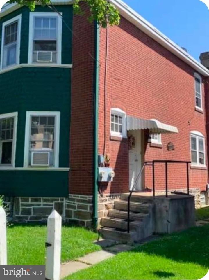 4206 Houghton St - Photo 2 of 19