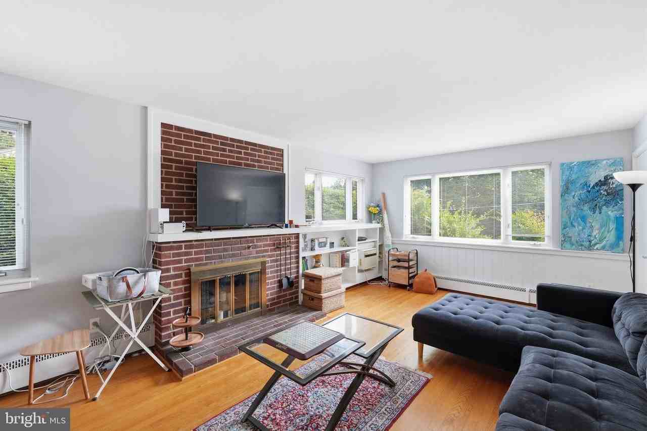1104 S Cleveland St #1 - Photo 4 of 23